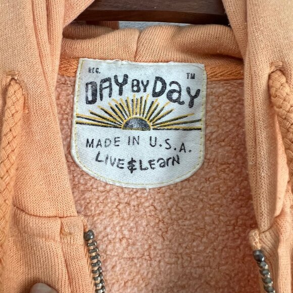 Day By Day X Dolls Kill Womens Orange Shine Zip Hoodie Sweater Size Large - Picture 3 of 7